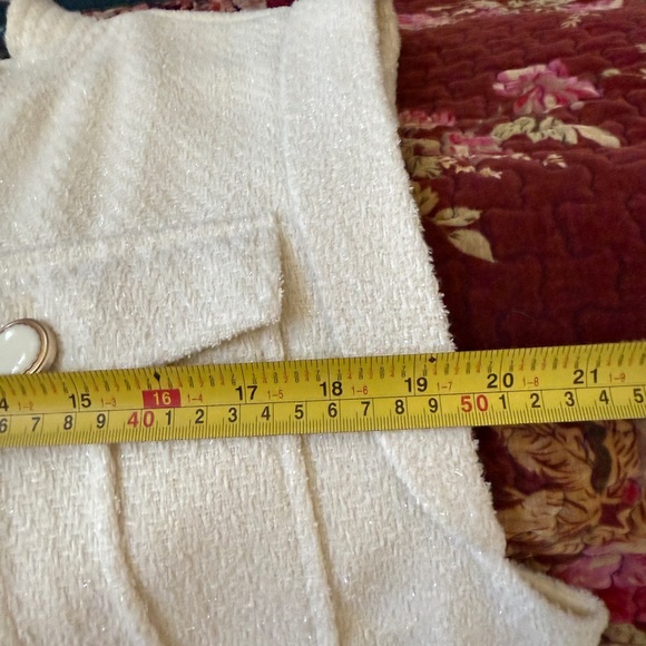 Christian Lacroix Cream Bouclé Tweed Vest | Size Large - Picture 12 of 14